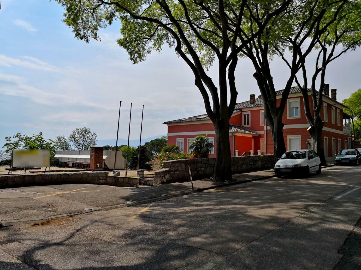Golden View Apartment Rijeka Luaran gambar