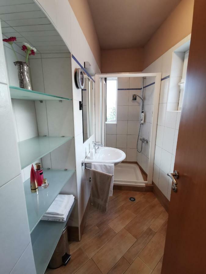 Golden View Apartment Rijeka Luaran gambar