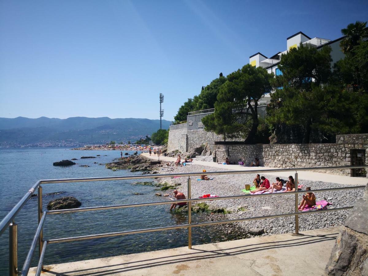 Golden View Apartment Rijeka Luaran gambar